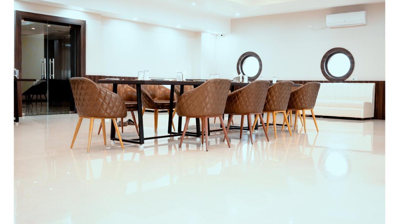 Hotel Dc Star Тарапит Экстерьер фото