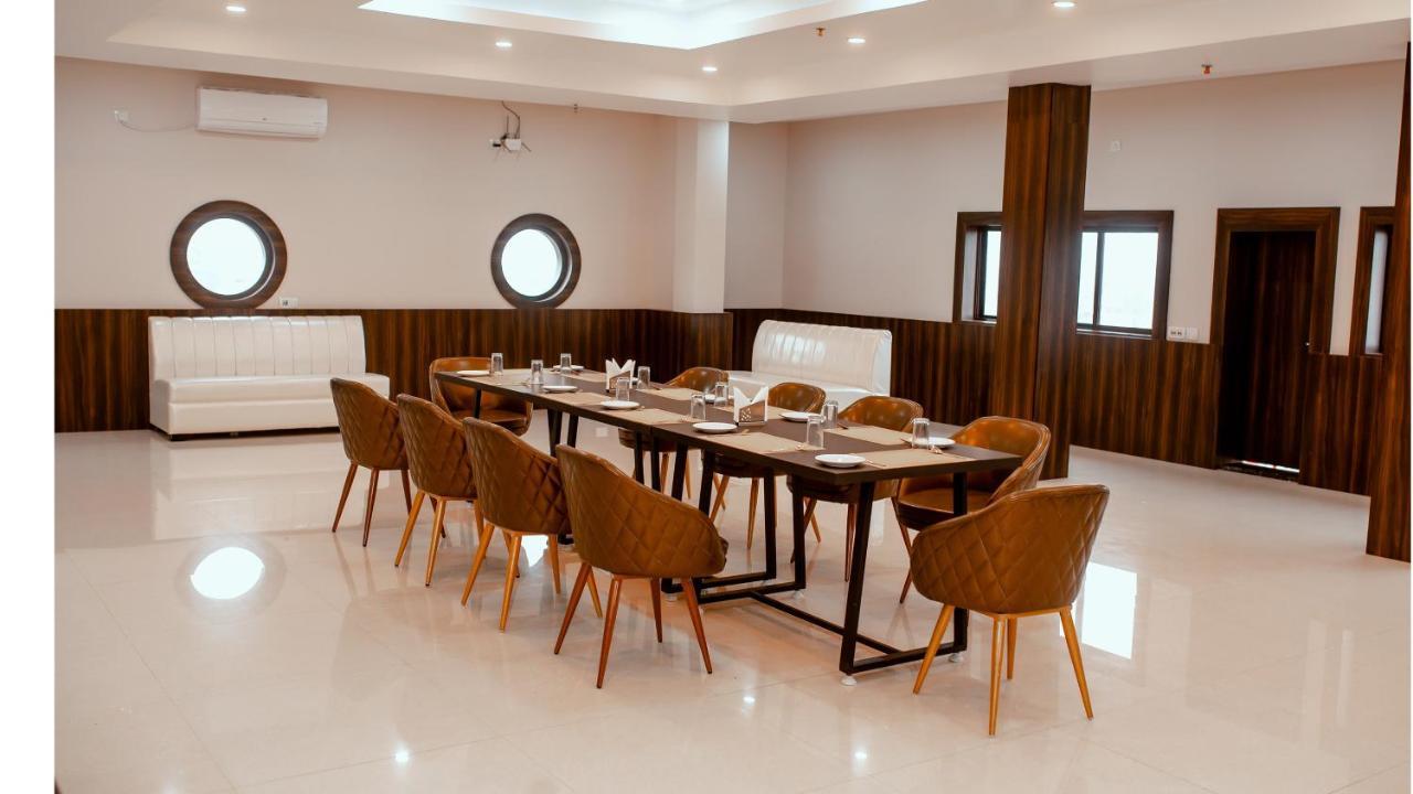 Hotel Dc Star Тарапит Экстерьер фото